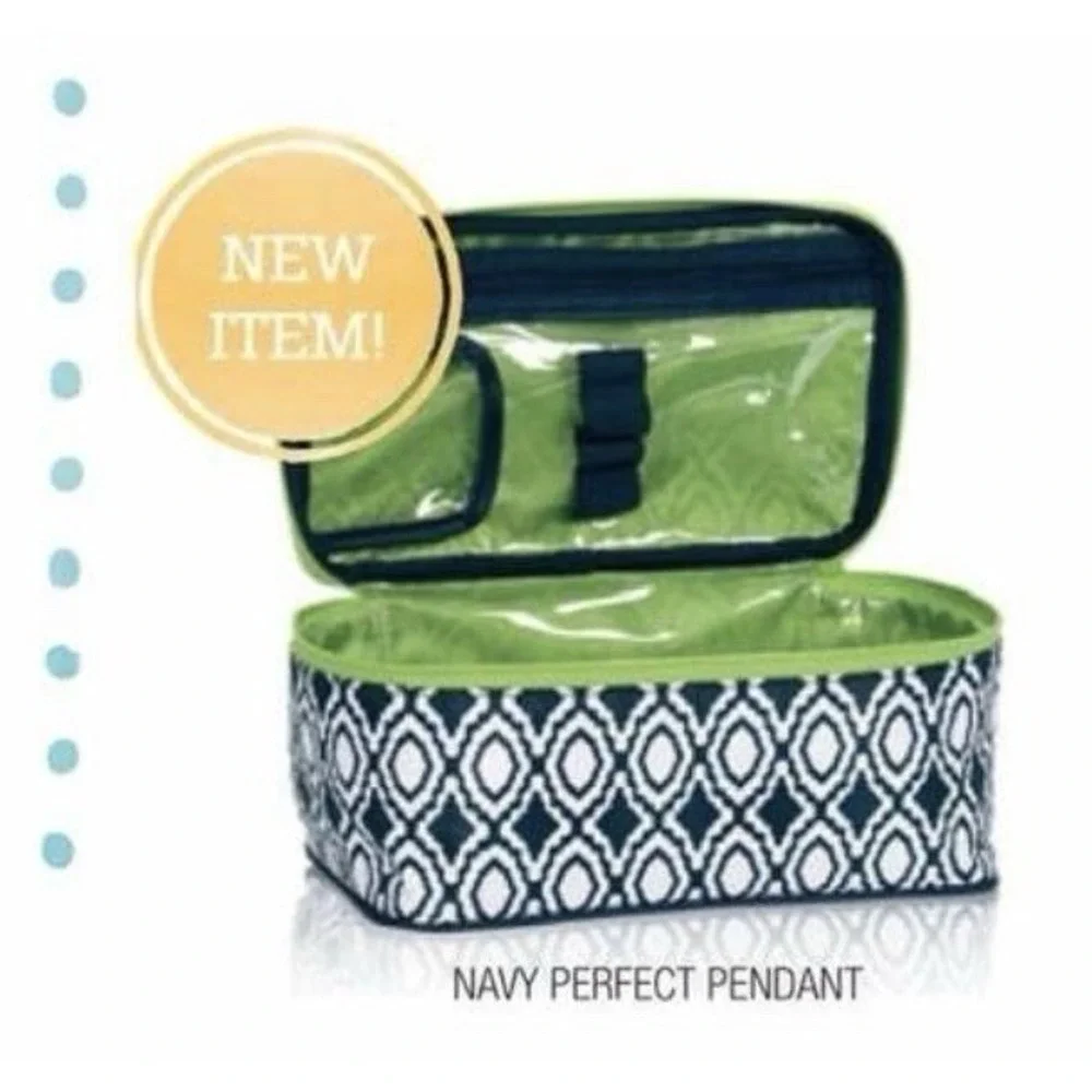 Thirty One Glamour Case Travel Bag Navy Lime Green Perfect Pendant Makeup Bag
